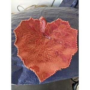 BORDALLO PINHEIRA RED LEAF DISH - Jay Willfred Andrea by Sadek - Portugal 7x7.5
